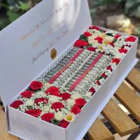 ارسال گل سورپرایزی به درب منزل عزیزان شما