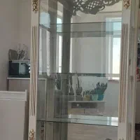 بوفه و ساعت ایستاده