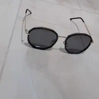 عینک آفتابی ۸۰۰ تخفیفم داره اگه مشتری باشی