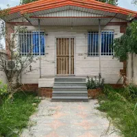 200 متر خانه ویلایی با سند تک برگ