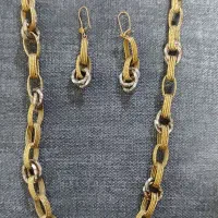 مقداری طلا هم قیمت تابلو