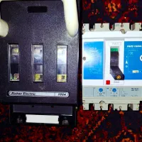 کلیه اجناس داخل عکس به نصف قیمت بازار|مصالح و تجهیزات ساختمان|شیراز, زرهی|دیوار