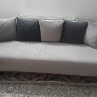 مبل ۸ نفره با کاور در حد نو