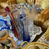 کریستال های قدیمی|ظروف سرو و پذیرایی|رشت, چله خانه|دیوار