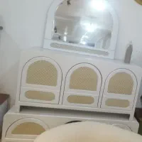 میز تلویزیون وآینه کنسول