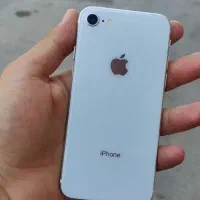 آیفون se 2020