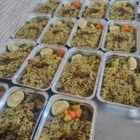 استخدام کارگر کمک آشپز خانم در فاز ۶