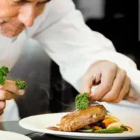 دو خانم جهت همکاری در بوفه دانشگاه آزاد