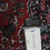 موبایل ساده باتریش خرابه