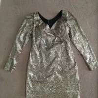 لباس زنانه|لباس|شاهین دژ, |دیوار