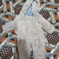 کفش و لباس بچگانه نو