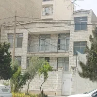 کلنگی۳۰۰متر/۳طبقه آس/فروشندواقعی/سوم نیروهوایی