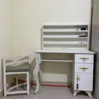 فروش میز کار و مطالعه به همراه استند ناخن