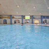 نیروی خدماتی خانم