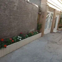 100-متری-طبقه-اول-نوساز-و-مرتب-مدرس