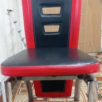 سه عدد صندلی در حدنو