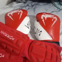 دستکش بوکس ونوم + روپایی سایز xl درحد۳بار پوشیدم