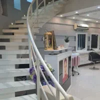 ناخن کار کاملا حرفه ای