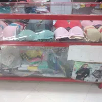 ویترین قفسه