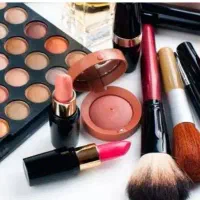 استخدام خانم و آقا/ خط تولید لوازم آرایشی