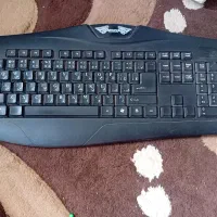 کیبورد سالم کم استفاده شده