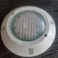 چراغ روکار داخل اب استخر