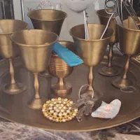 ۶ عدد جام برنجی به همراه سینی برنجی