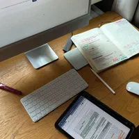 نگارش و تکمیل پایاننامه تا مرحله دفاع