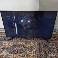 ال ای دی 43 پنل شکسته