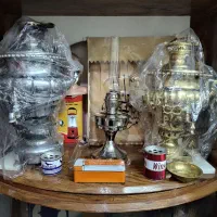 چراغ نفتی قدیمی برنزی صحیح سالم واشیای دیگر