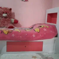 تخت و کمد کودک