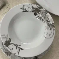 سرویس چینی گرد|ظروف سرو و پذیرایی|هشتگرد, شهرک صبا سوله|دیوار