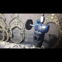 میز پرداخت کاری صنعتی مناسب قطعات بزرگ (دست ساز)|ماشین‌آلات صنعتی|مشهد, شهرک مهر آباد|دیوار