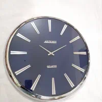 ساعت دیواری با قیمت استثنایی