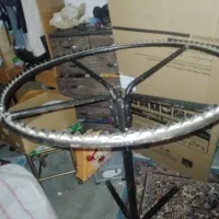 یک عدد رگال بزرگ گرد مختص پوشاک فروش ها