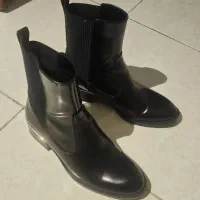 بوت zara