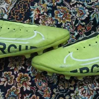 کفش فوتبال چمنی استوک نایک