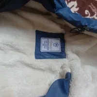 کاپشن|لباس|میانه, |دیوار