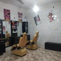 آرایشگاه زنانه با کلیه لوازم