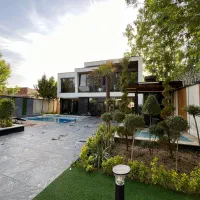 اجاره روزانه/هفتگی/ماهانه ویلا۷۰۰ متری در سهیلیه|اجارهٔ کوتاهمدت ویلا و باغ|هشتگرد, شهرک سهیلیه|دیوار