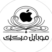فروشنده خانم آشنا به کامپیوتر