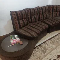 مبل سالم و تمیز|مبلمان خانگی و میز عسلی|پایین هولار, |دیوار