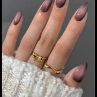 دستیار ناخن مسلط