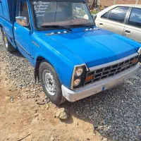 نیسان وانت ۸۴