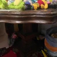 میز ناهارخوری بدون‌صندلی