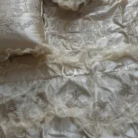 یک سرویس روتختی نو واستفاده نشده عروس ۳ تیکه