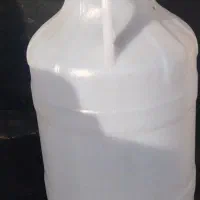 تعدادی دبه گلاب