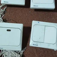 تعداد زیادی کلید و پریز  دسته دوم