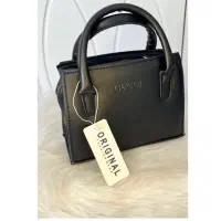 کیف مشکی خوش دوخت و زیبا