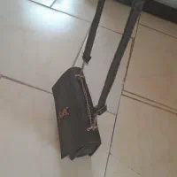 کیف|کیف، کفش، کمربند|دورود, |دیوار